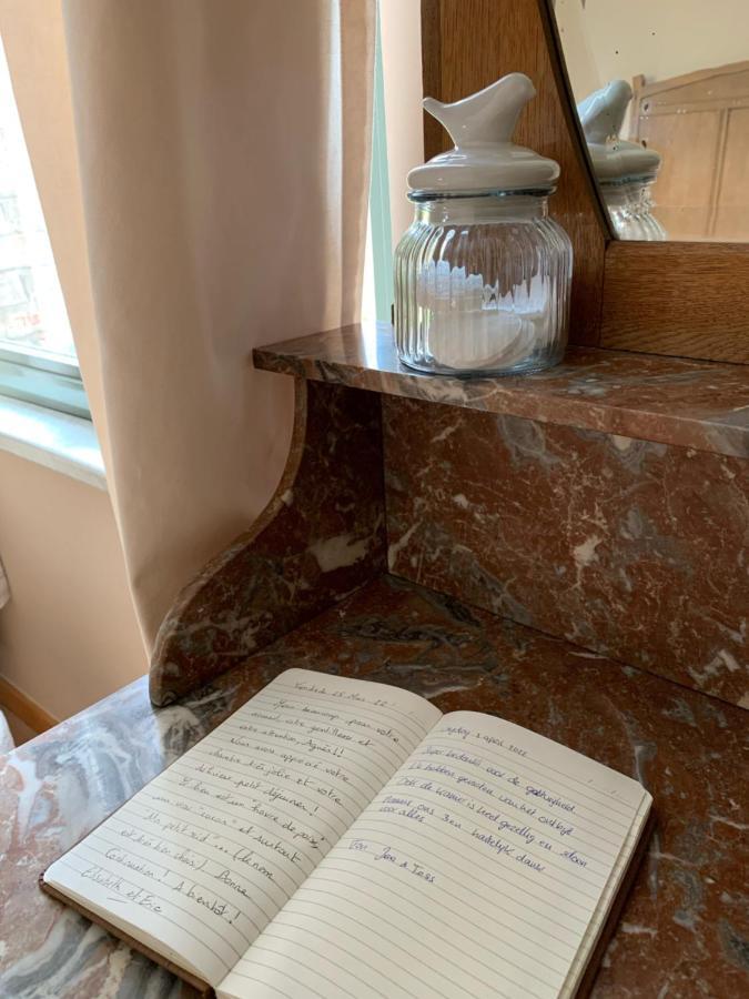 Au Petit Nid Froissart Bed & Breakfast ชิเมย์ ภายนอก รูปภาพ